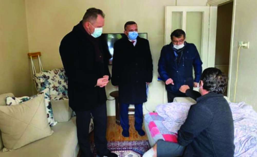 Ak Parti Engelliler Günü'nde, Engelli Vatandaşları Unutmadı 