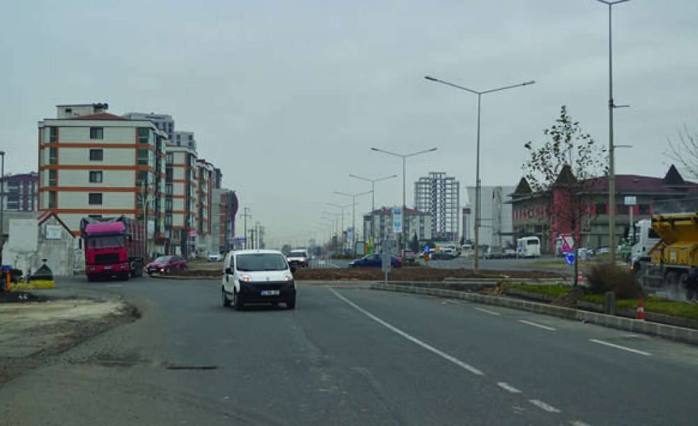 Yeni Kavşak Tehlike Saçıyor!!!