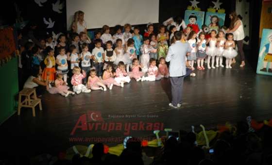 Özel Neş`e Erberk Anaokulu`ndan Yılsonu Gösterisi