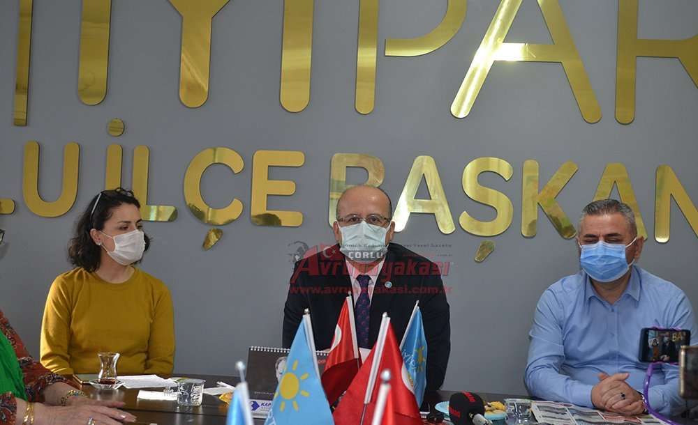 İyi Parti Aylık Basın Toplantısını Gerçekleştirdi 