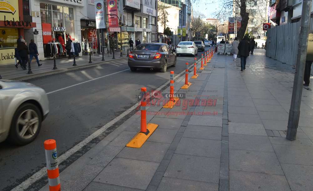 Çorlu'da Esnaf, Yük Boşaltmak İçin Cep İstiyor  