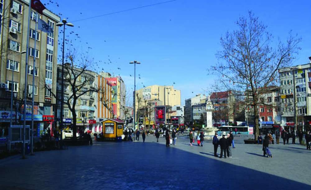Cumhuriyet Meydanı Buluşma Yeri Oldu  