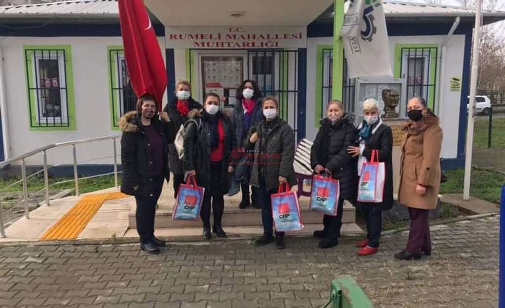 Chp Kadın Kolları,  Çocukları Unutmadı