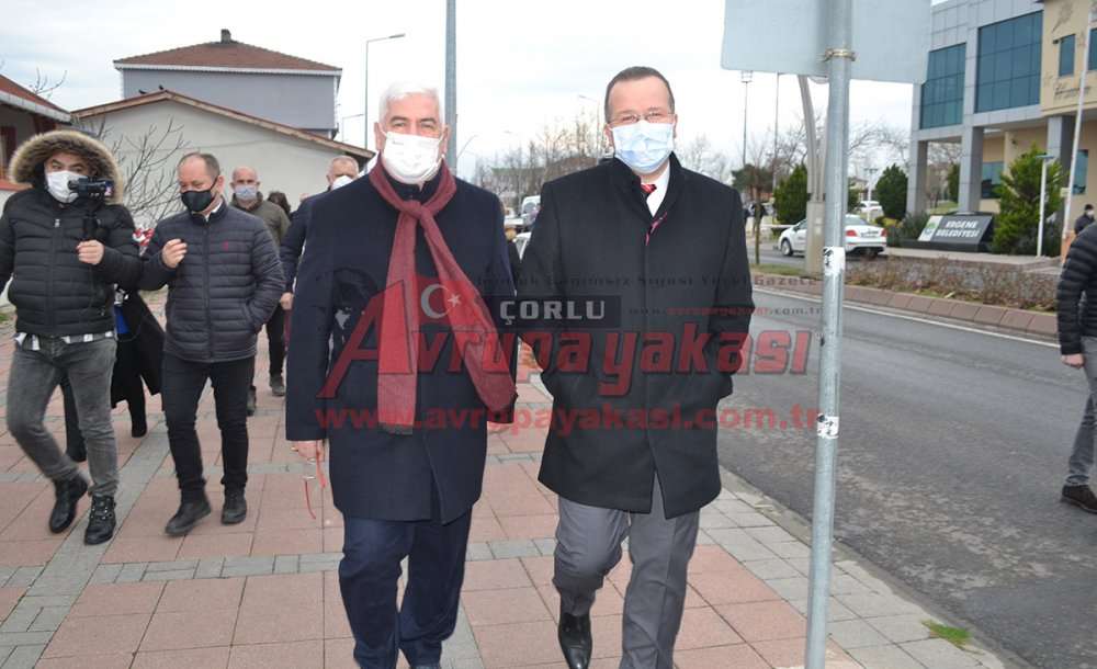 Ayağının Tozu İle Esnafı Gezdi