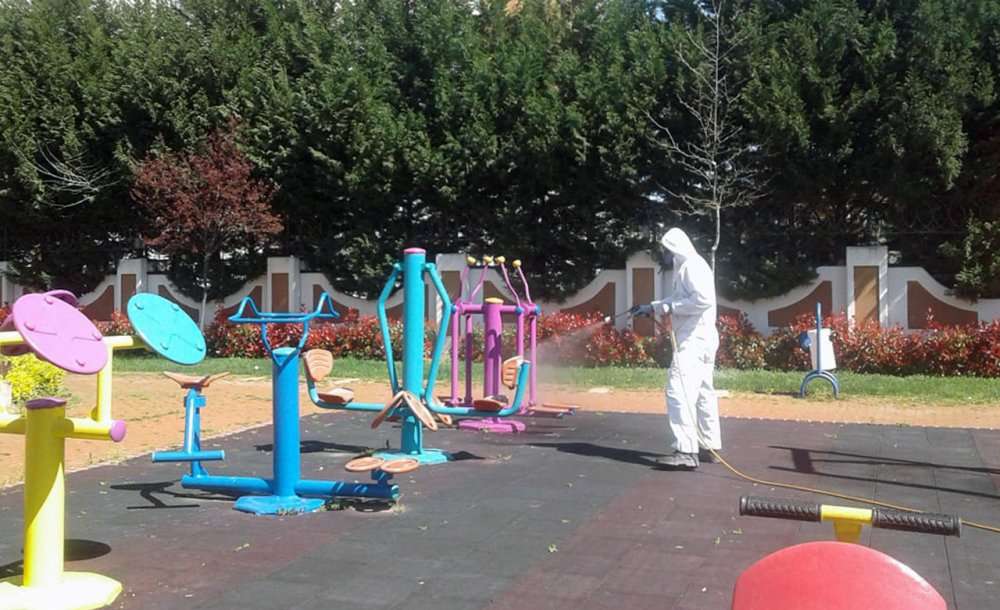 1 Yıldır Korona Virüsle Mücadele Sürüyor 