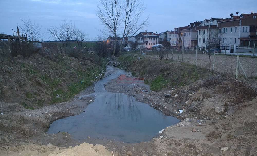 Mahalle Sakinleri  Çözüm Bekliyor 