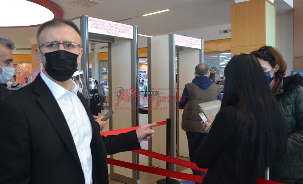 Kafe Ve Restoranları Denetleyen Çorlu Kaymakamı Cafer Sarılı,  “Yüzde 50 Doluluk Ve Hes Kodu Sorgulama Önemli”