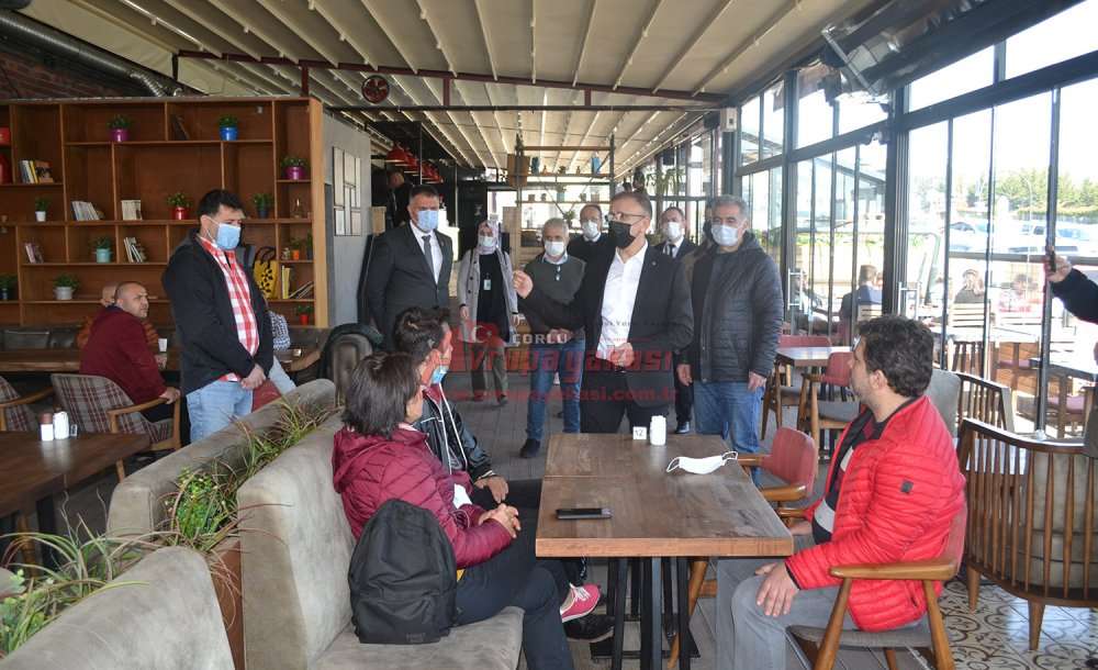 Kafe Ve Restoranları Denetleyen Çorlu Kaymakamı Cafer Sarılı,  “Yüzde 50 Doluluk Ve Hes Kodu Sorgulama Önemli”