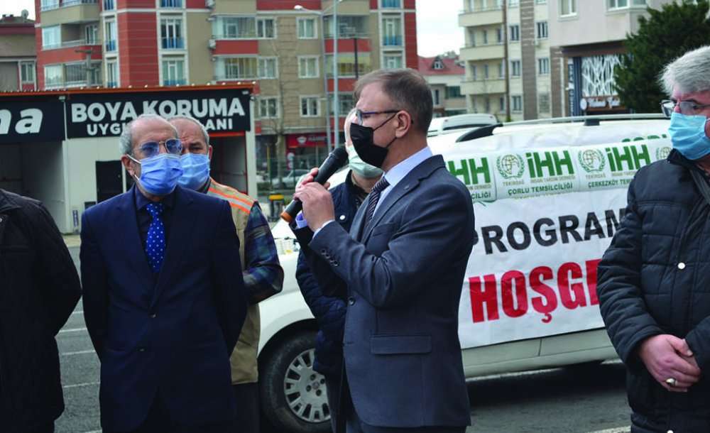 İhh'nın Yardım Tırı Yola Çıktı 