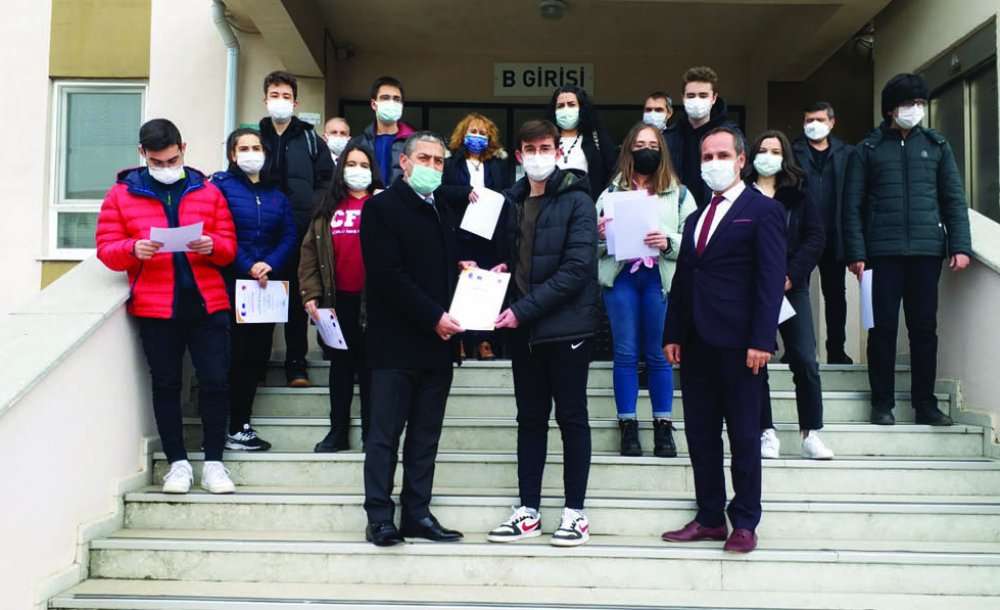 Erasmus Projesinde Görev Alanların Sertifikaları Verildi