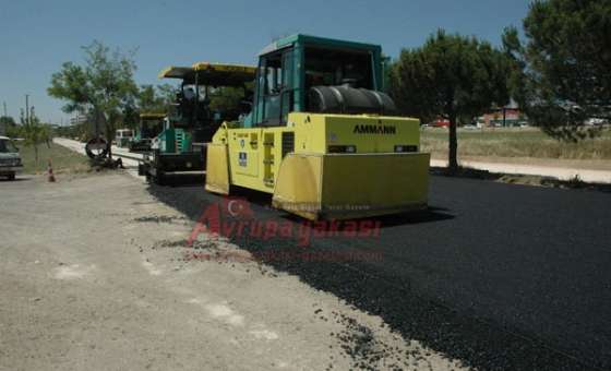 Sanayi Sitesinde Asfaltlama Başladı