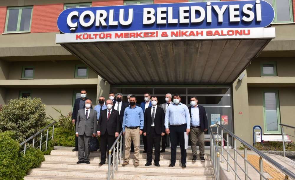 Çorlu'da Devam Eden Çalışmaları Yerinde İnceledi 