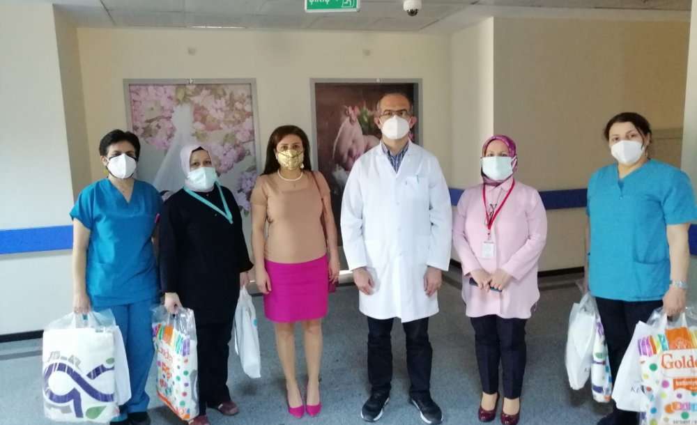 Kent Konseyi Kadın Meclisi Anneler Gününü Kutladı