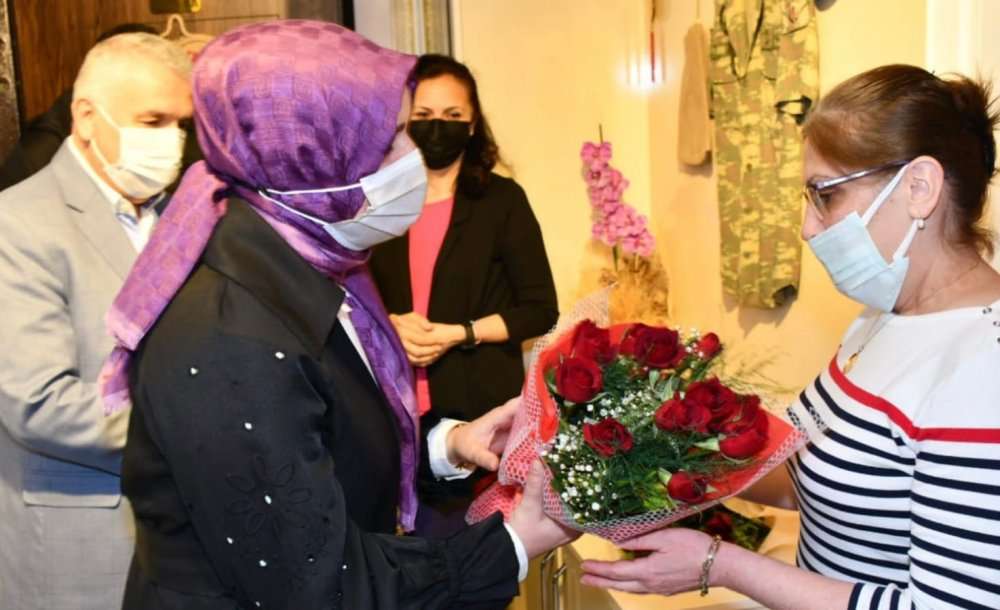 İdlip Şehidi Birhan Er'in Annesini Ziyaret Ettiler