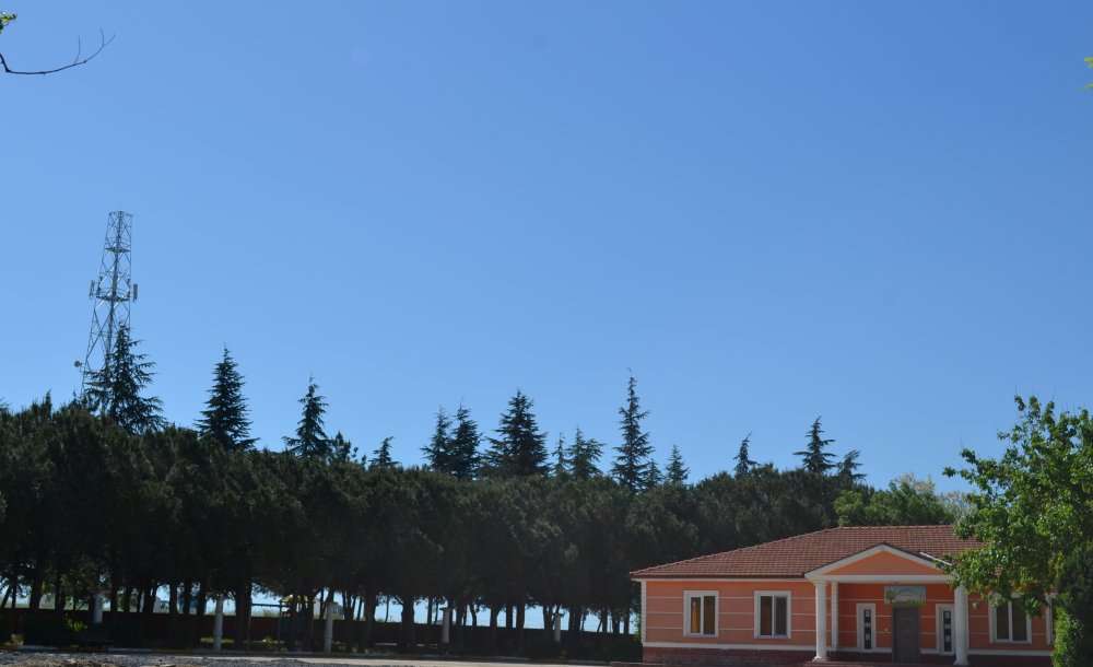 “Okulların Dibinde, Baz İstasyonu İstemiyoruz”
