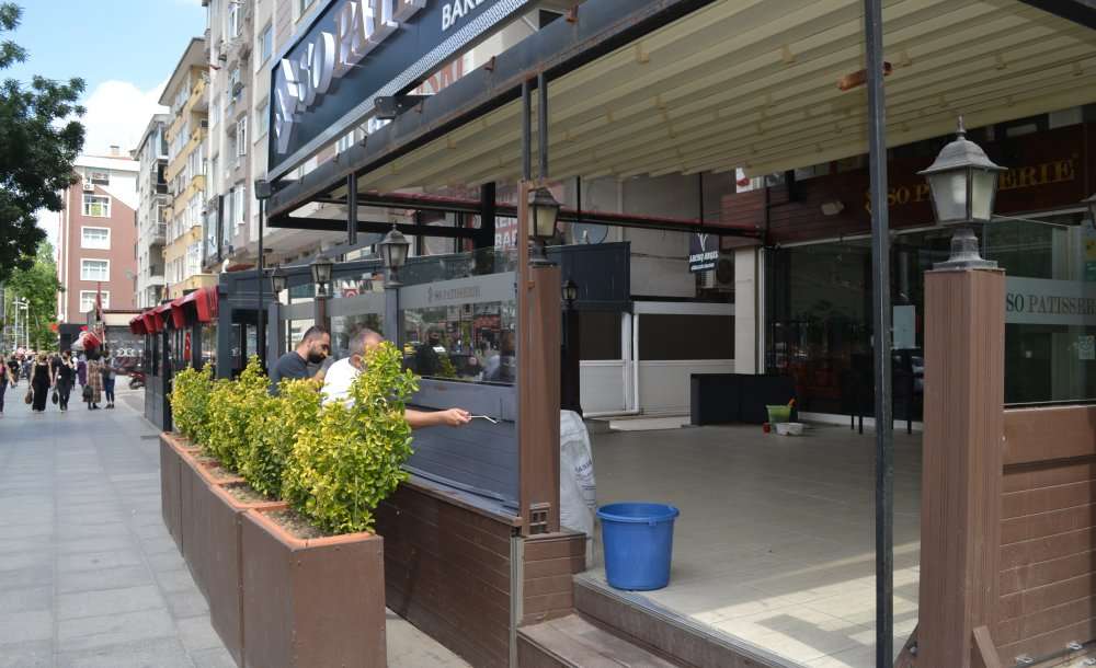 Kafe Restoran Ve Kıraathaneler Açılmaya Hazırlanıyor 