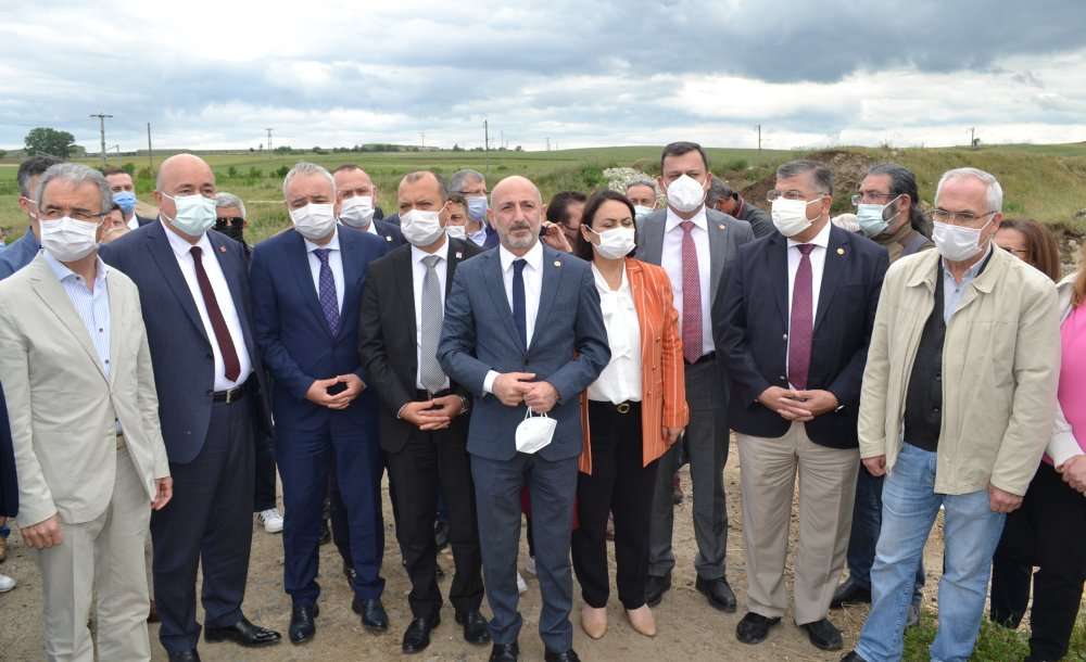Chp Genel Başkan Yardımcısı Ali Öztunç Ergene Nehri Kenarından Seslendi:  “Türkiye'de Çevre Katliamı Yaşanıyor”