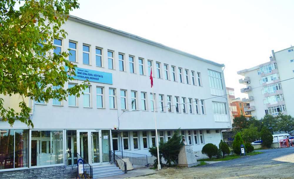 Çorlu Öğretmen Evi'nden Mahrum Kaldı 