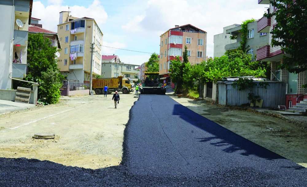 Memduh Şevket Esendal Caddesi'nde Çalışmalar Devam Ediyor