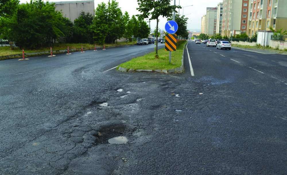 Yollar Nedeniyle Araçlar Sanayiden Çıkamıyor 