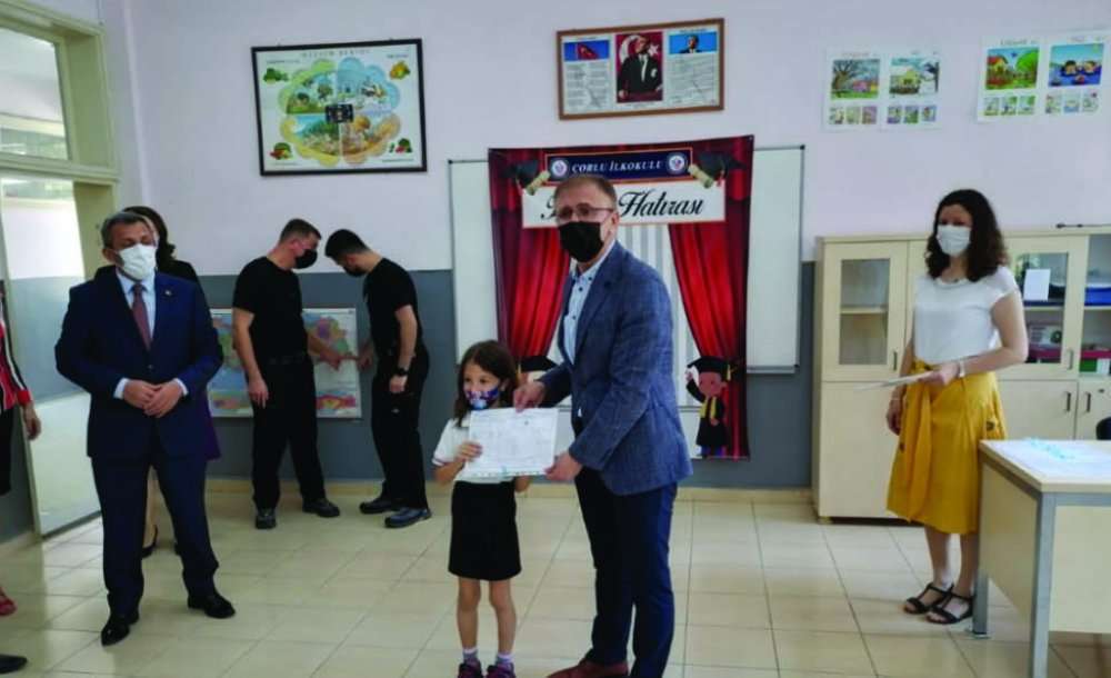 Çorlu'da 51 Bin 522 Öğrenci Karne Heyecanı Yaşadı 