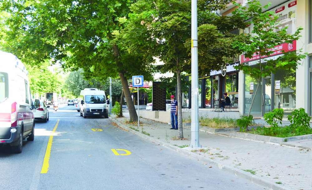 Durakların Çizgileri Günler Sonra Çizildi 