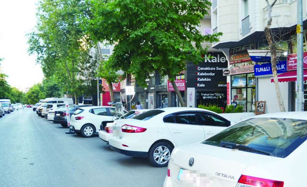 Durakların Çizgileri Günler Sonra Çizildi 