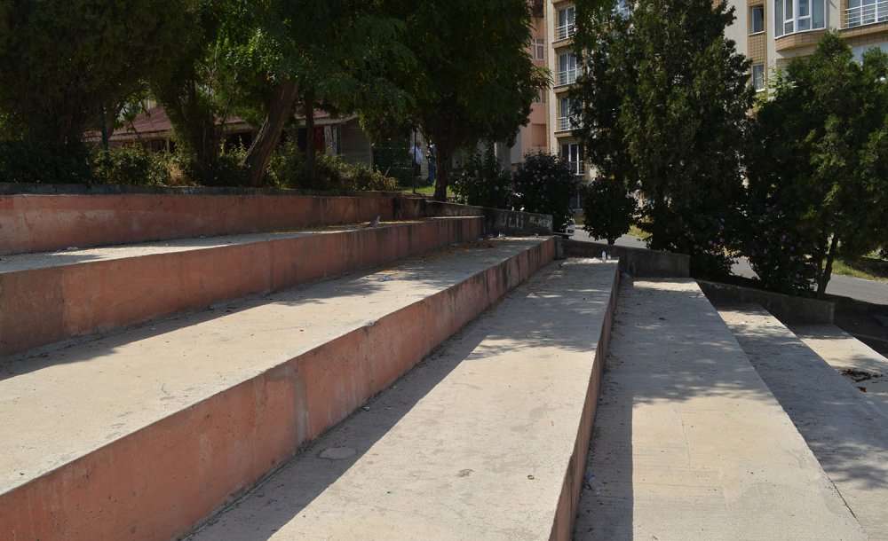 Amfi Tiyatrodaki Çalışmalar Bir Türlü Bitirilemedi!