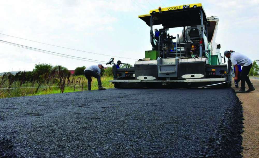Trafiğe Kapatılan Ali Osman Çelebi Bulvarı'nda Çalışmalar Sürüyor 