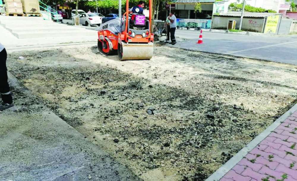 Yol Onarım Ve Asfalt Çalışması Devam Ediyor