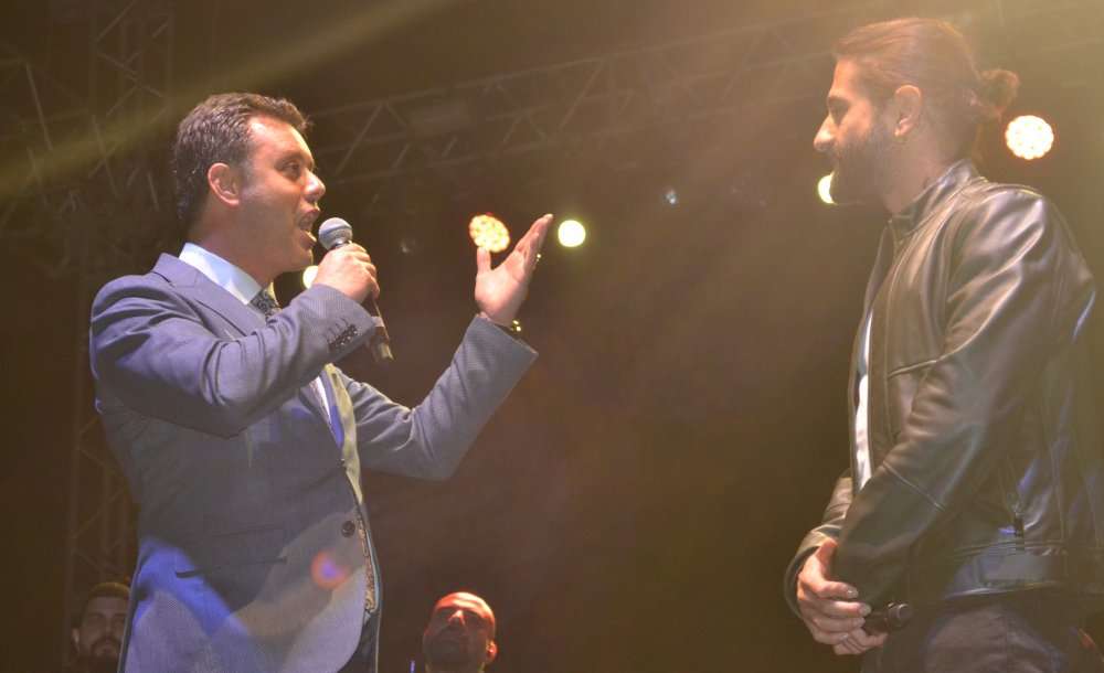 Binlerce Kişi Cumhuriyet İçin Yürüdü 