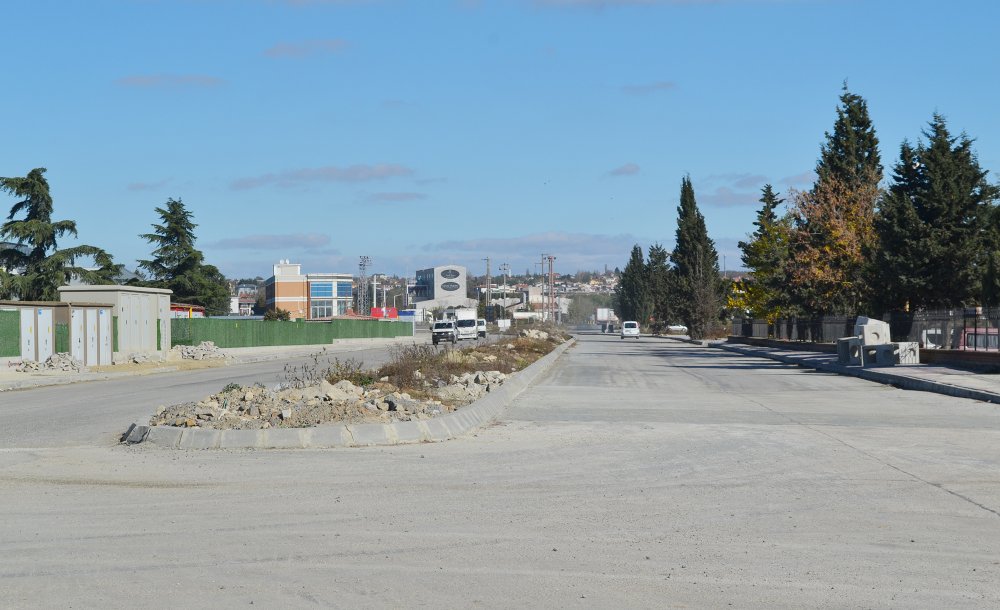 Yolun Bir Kısmı Daha Trafiğe Açıldı 