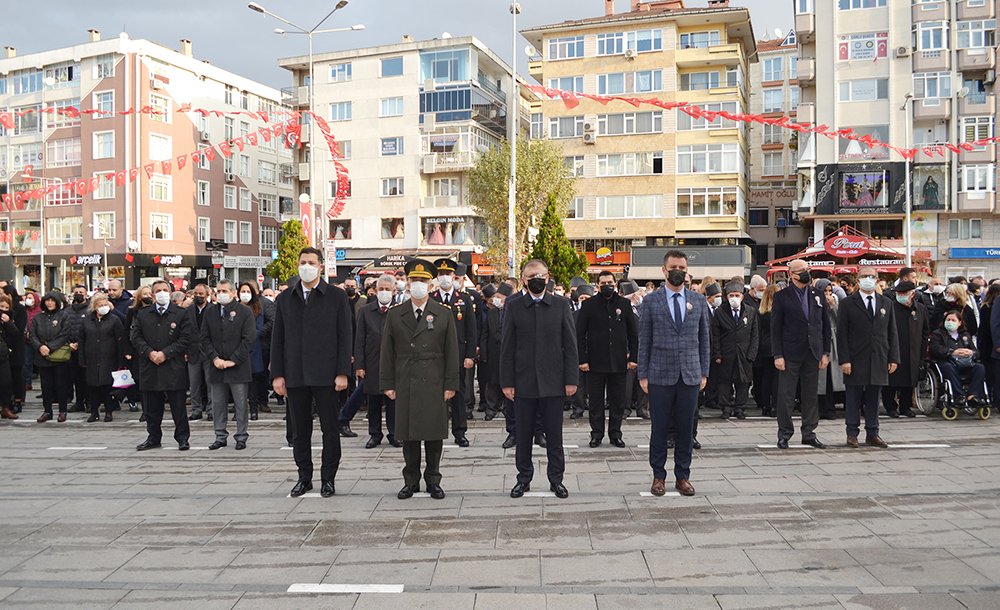 Saat 9'U 5 Geçe Hayat Durdu