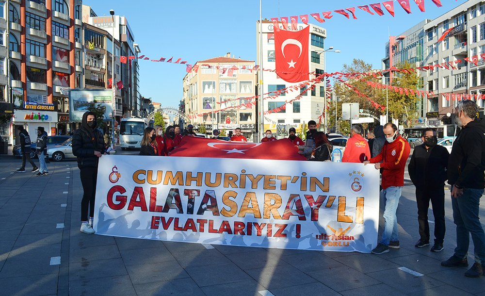 Saat 9'U 5 Geçe Hayat Durdu