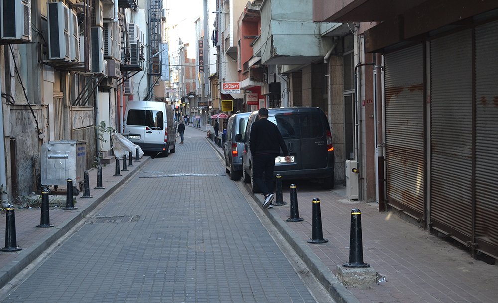 Her Gün Aynı Manzara!