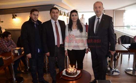 Ak Parti Çorlu Teşkilatı Gazetecileri Unutmadı  