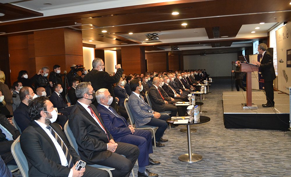Üreten Sanayiciler Bir Araya Geldi 