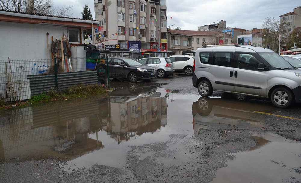 Otopark Göle Döndü 