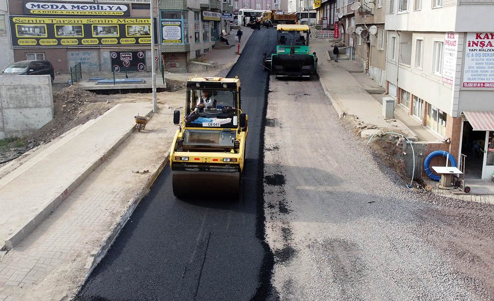 Çorlu'ya 55 Bin Ton Asfalt Serildi 