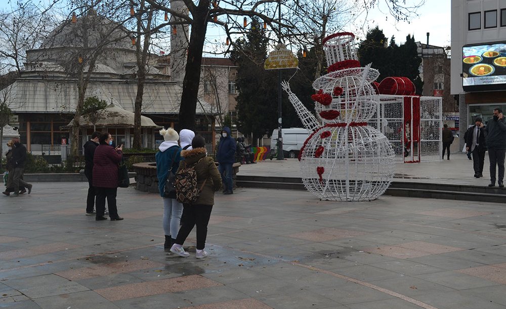 Yeni Yıl Görselleri İlgi Çekti 