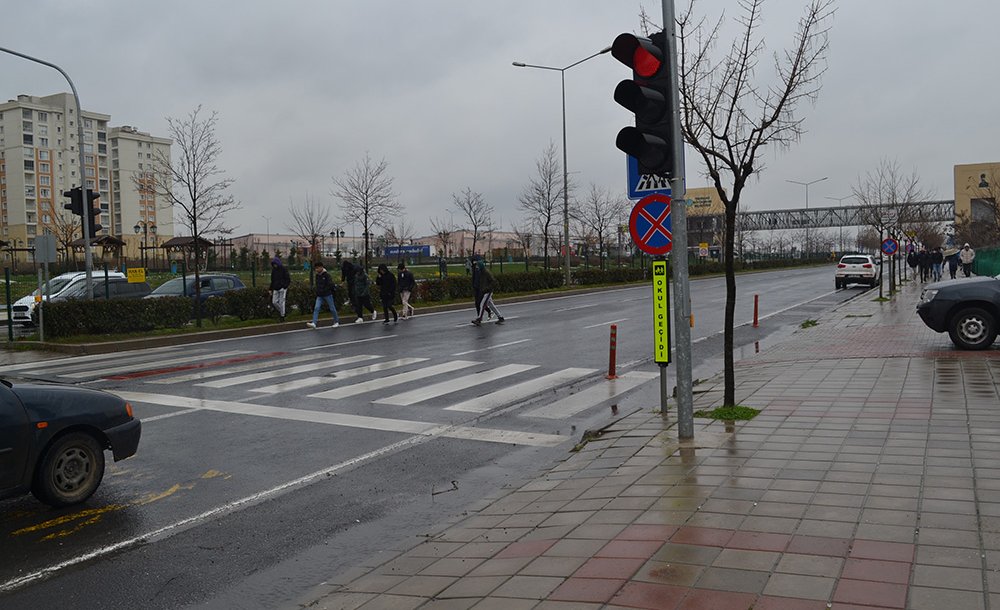 Öğrencilerin Tehlikeli Yolculuğu!