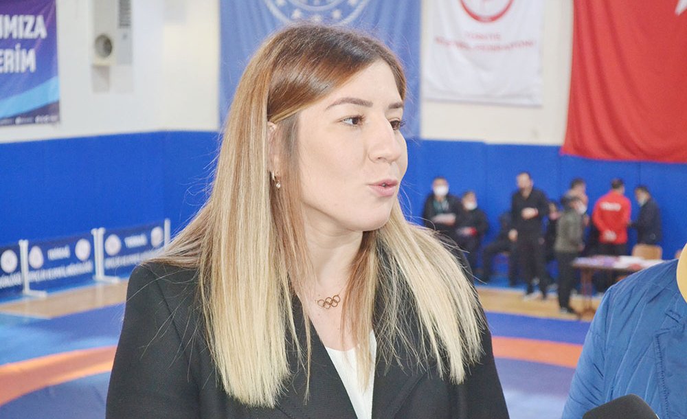 Minderin Sultanları Çorlu'da Güreşti 