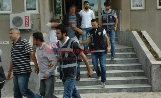 Gözaltına Alınan 10 Kişi Adliyeye Sevk Edildi