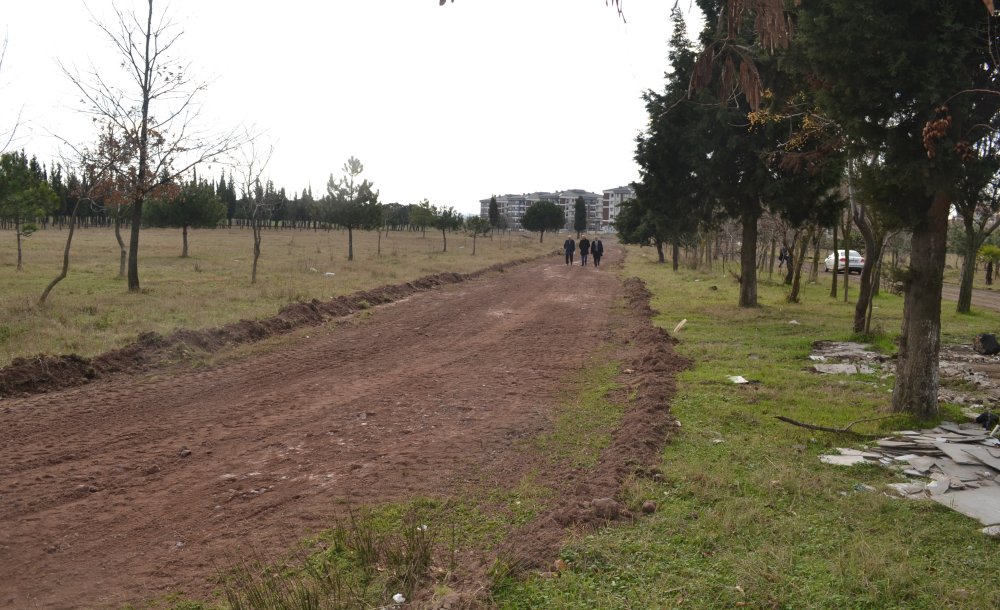 Tema Parkı'nda Yürüyüş Yolları Düzenlendi 