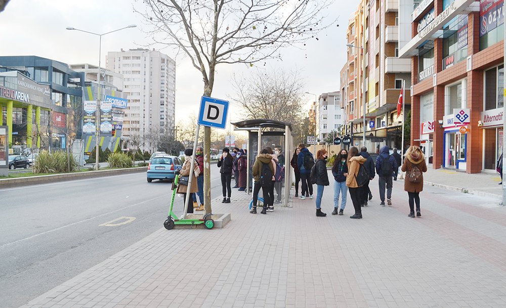 Duraklarda Yoğunluk!