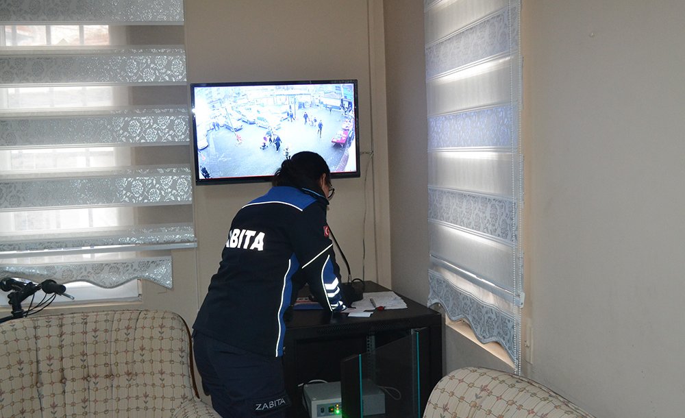 Yılın Son Pazarı Kuruldu 