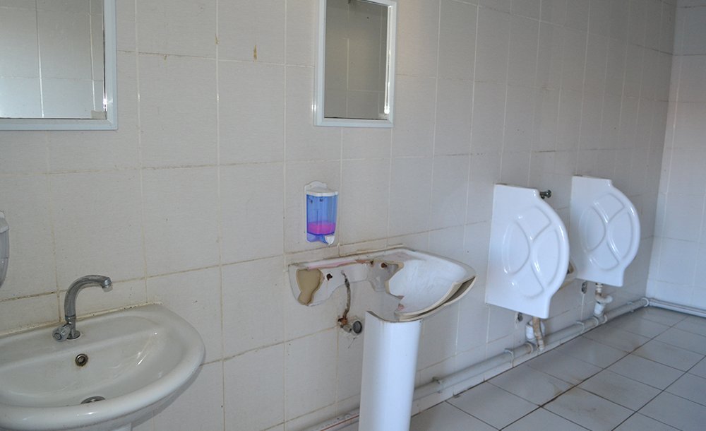 Büyükşehire Ait Tuvaletler, Yenilenmeyi Bekliyor