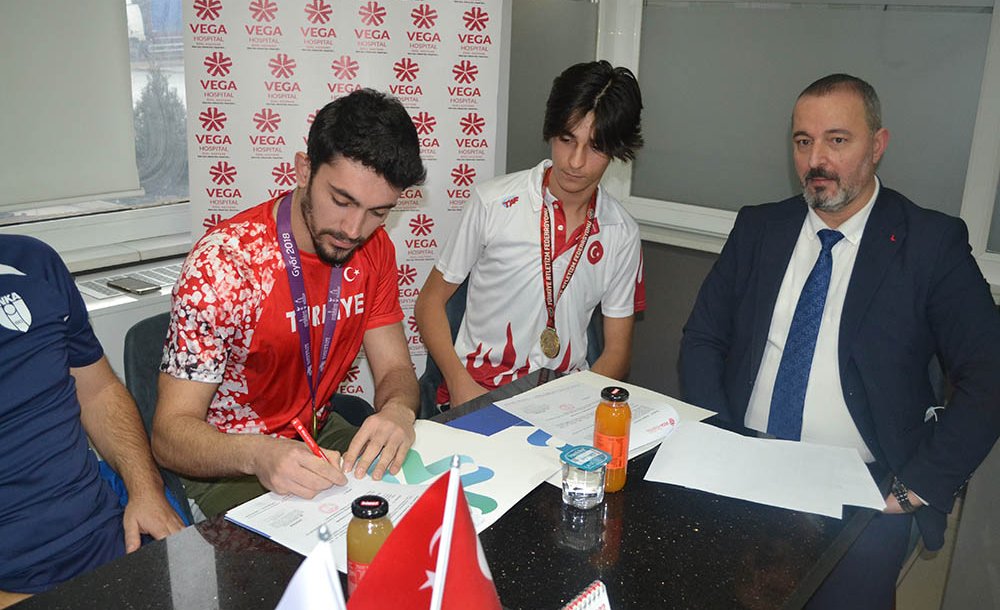 Şampiyon Sporculara Vega Hospital Sponsor Oldu 