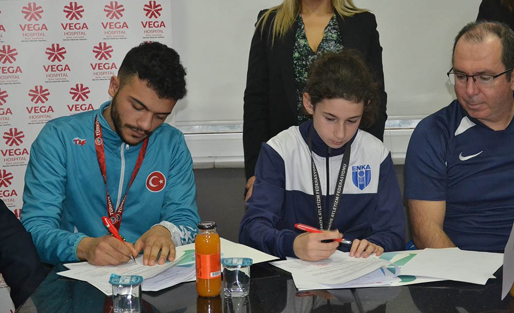 Şampiyon Sporculara Vega Hospital Sponsor Oldu 