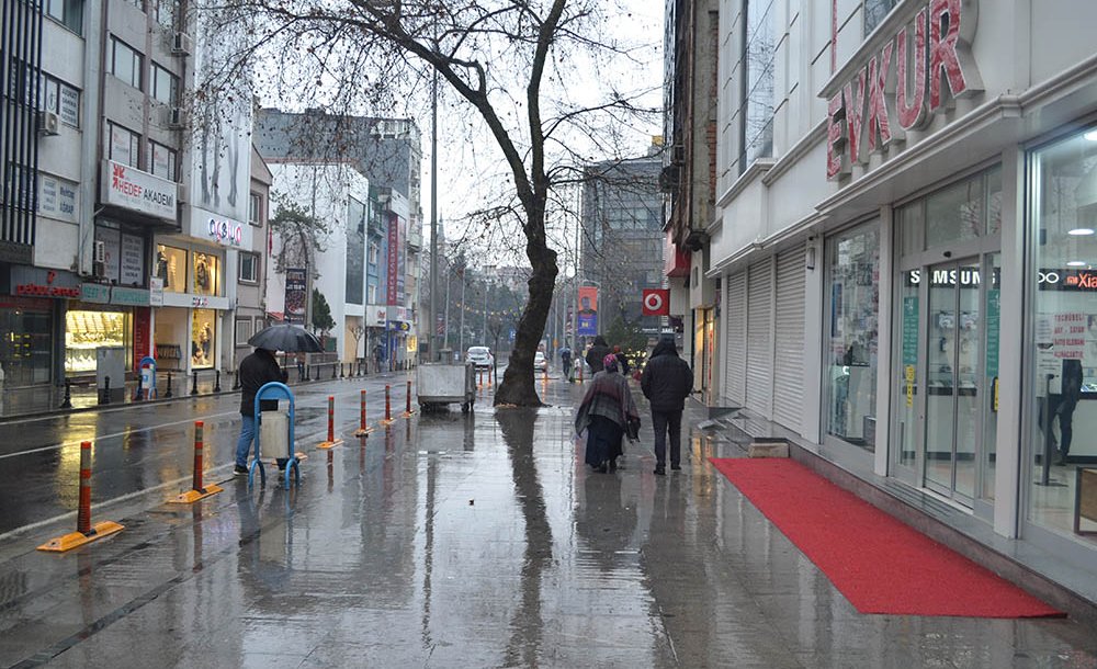 Yağmur Yağışları Çorlu'yu Olumsuz Etkiledi